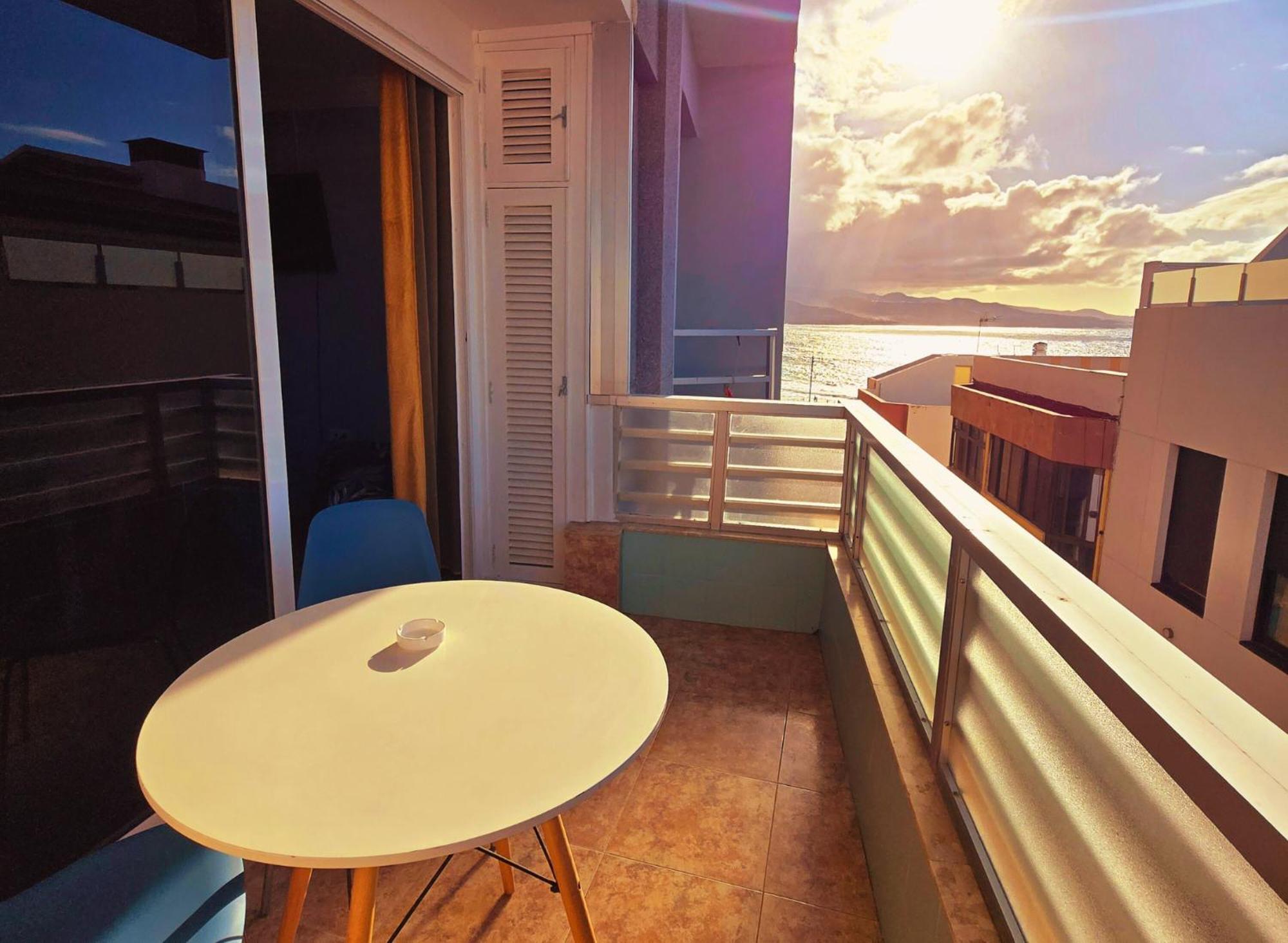 Casita Canaria Playa Beachfront Access & Lateral Ocean View With Terrace Las Palmas / Gran Canaria Exterior foto